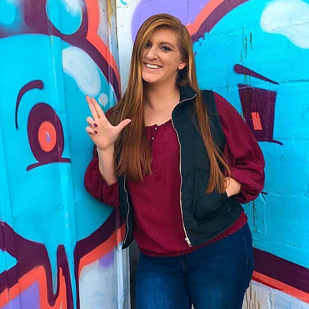 Meet your Posher, Whittney